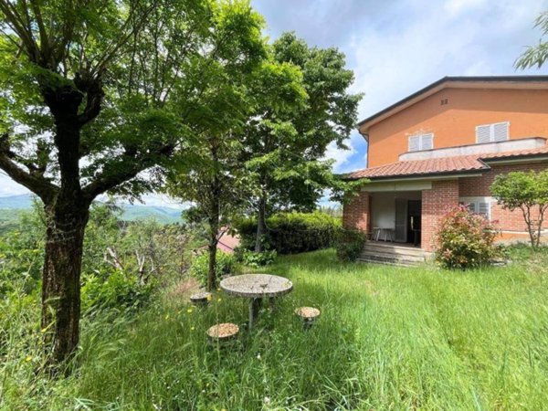 appartamento in vendita a Città di Castello in zona Croce di Castiglione