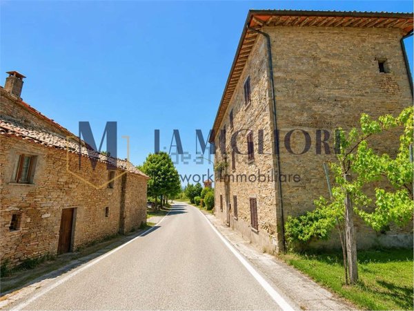 appartamento in vendita a Città di Castello in zona Fraccano