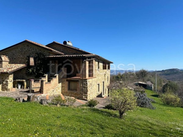 casa indipendente in vendita a Città di Castello in zona Lerchi