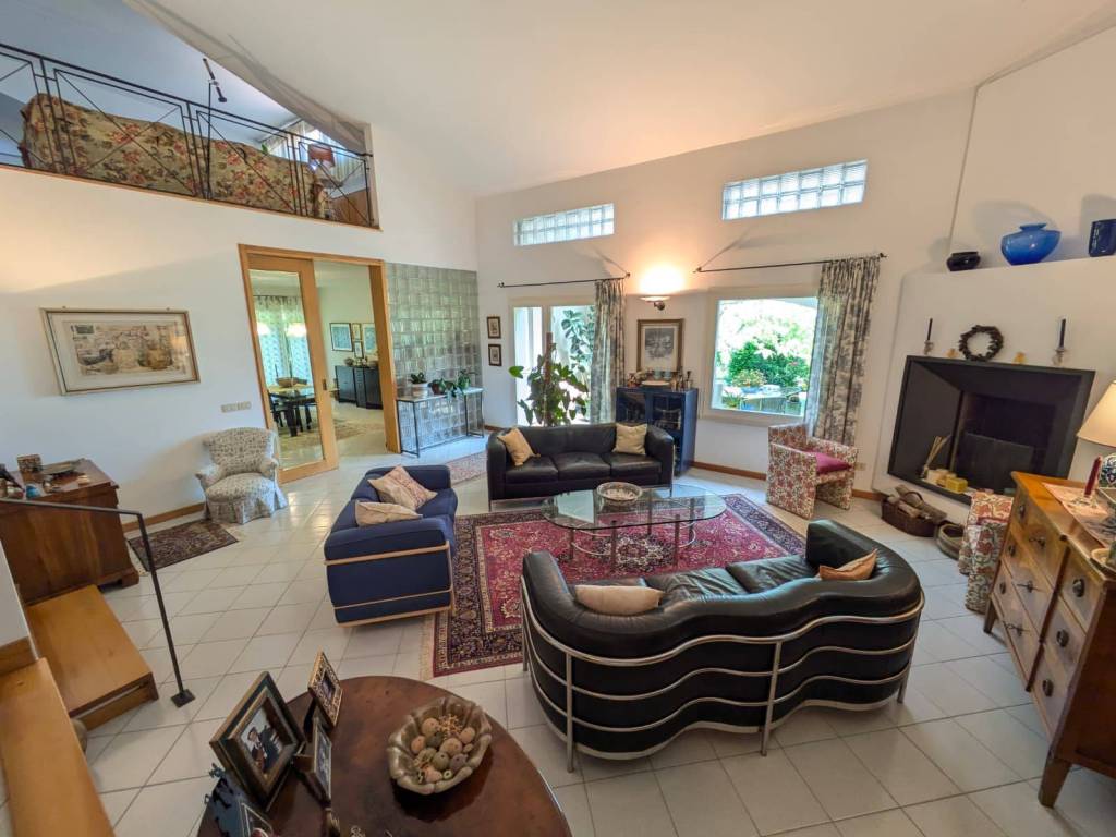 casa indipendente in vendita a Città di Castello in zona Uppiano