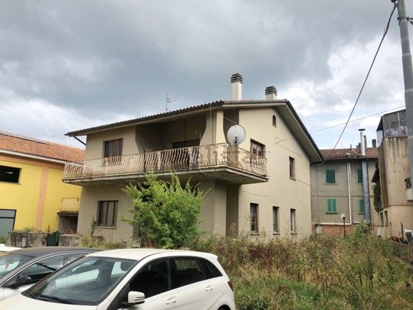 casa indipendente in vendita a Città di Castello in zona Trestina