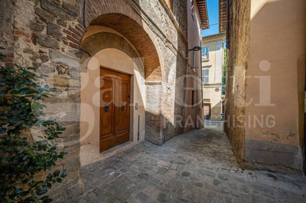 casa indipendente in vendita a Città di Castello