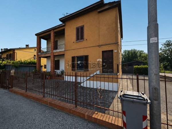 appartamento in vendita a Città di Castello in zona Zoccolanti