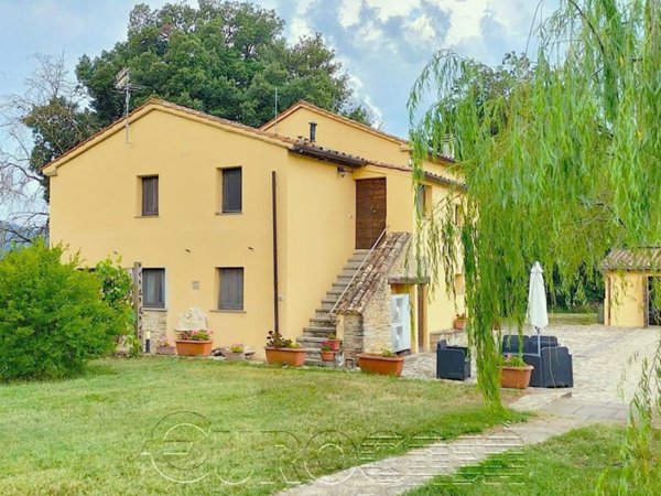 casa indipendente in vendita a Città di Castello