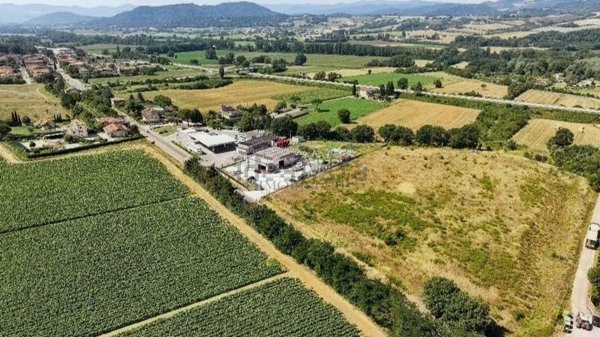 terreno edificabile in vendita a Città di Castello in zona Santa Lucia