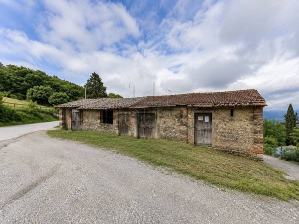 villa in vendita a Città di Castello in zona Uppiano
