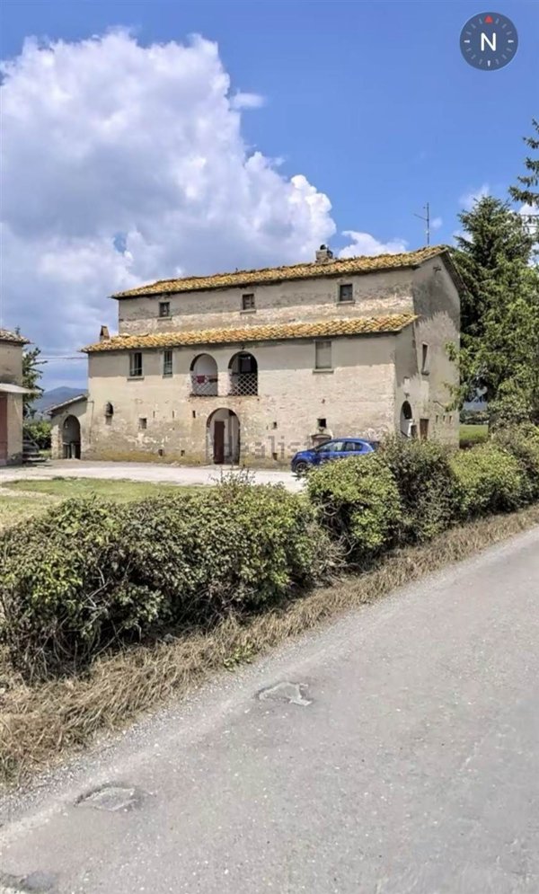casa indipendente in vendita a Città di Castello in zona Cerbara