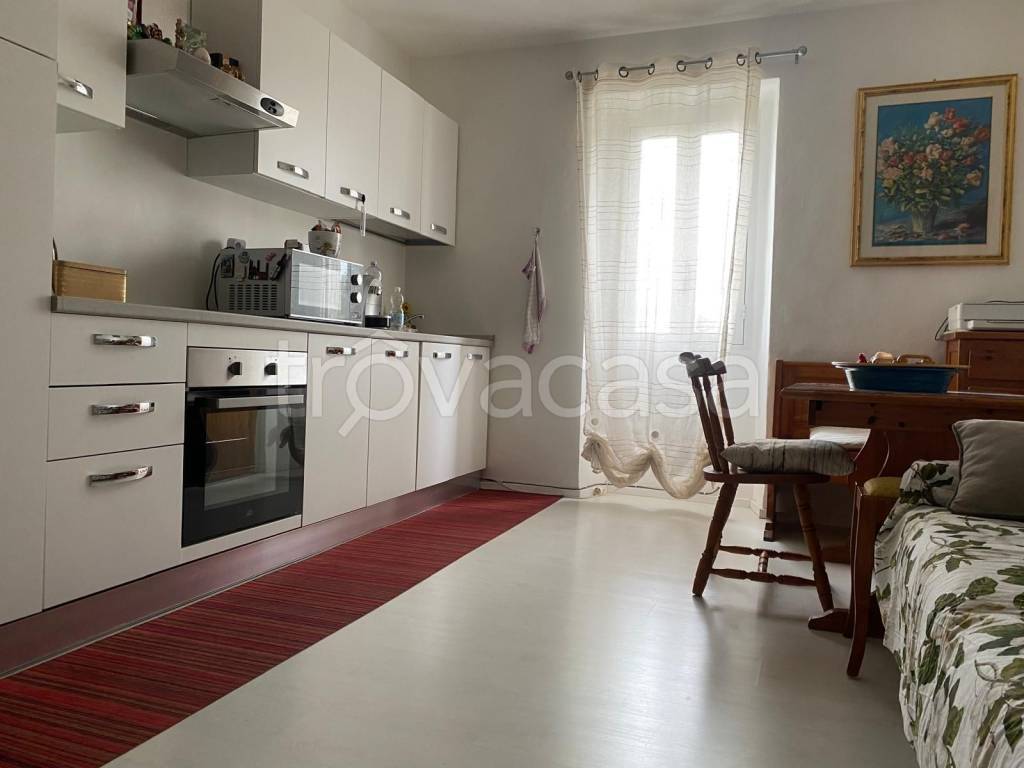 appartamento in vendita a Città di Castello in zona Cinquemiglia