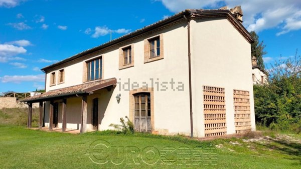 casa indipendente in vendita a Città di Castello