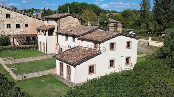 casa indipendente in vendita a Città di Castello