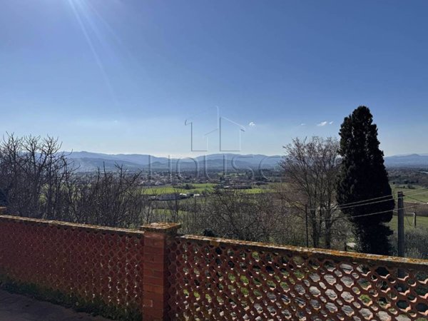 casa indipendente in vendita a Città di Castello