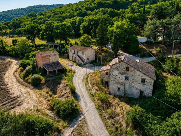 appartamento in vendita a Città di Castello in zona Ronti