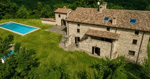 casa indipendente in vendita a Città di Castello in zona Userna