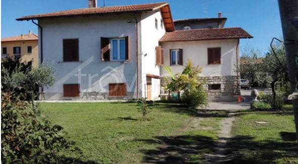 casa indipendente in vendita a Città di Castello in zona Zoccolanti