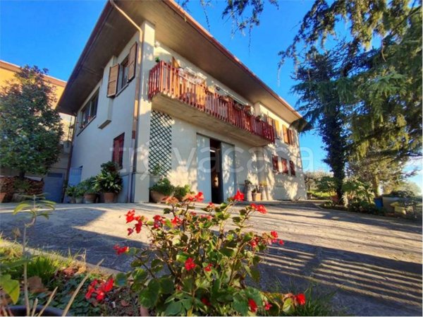 casa indipendente in vendita a Collazzone