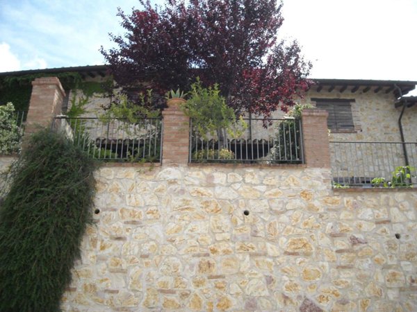 casa indipendente in vendita a Collazzone