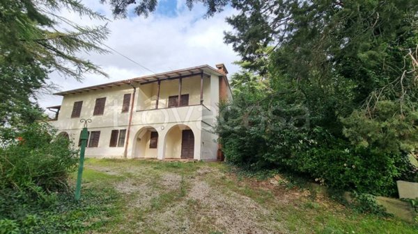 casa indipendente in vendita a Collazzone