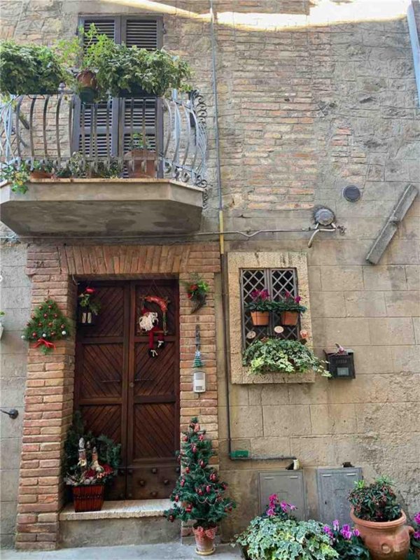 casa indipendente in vendita a Collazzone