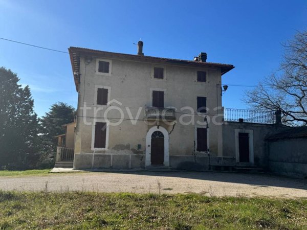 casa indipendente in vendita a Collazzone