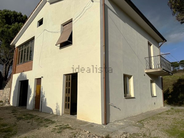 casa indipendente in vendita a Collazzone in zona Collepepe