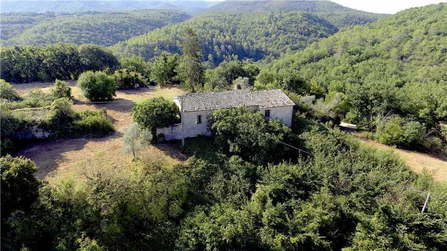 casa indipendente in vendita a Collazzone