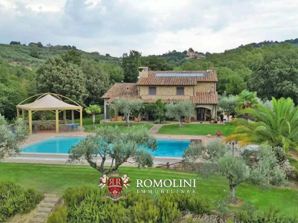 casa indipendente in vendita a Collazzone