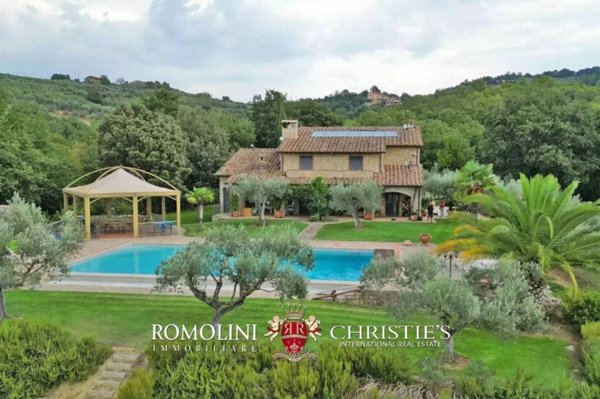 villa in vendita a Collazzone