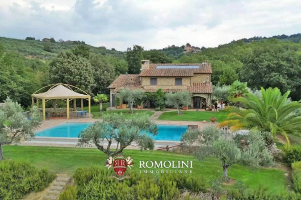 villa in vendita a Collazzone