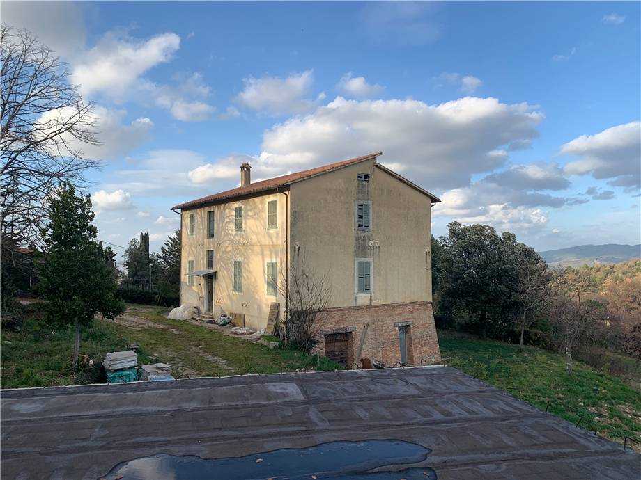 casa indipendente in vendita a Collazzone