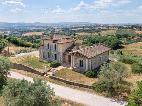 casa indipendente in vendita a Collazzone in zona Collepepe