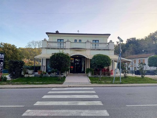 intera palazzina in vendita a Collazzone