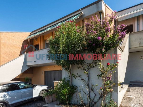 casa indipendente in vendita a Collazzone