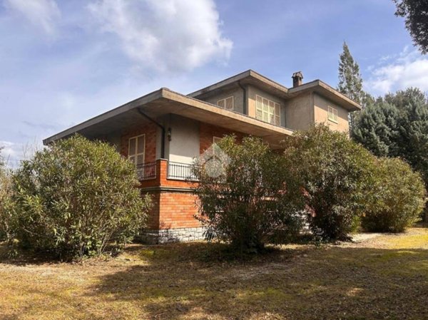 casa indipendente in vendita a Collazzone in zona Collepepe