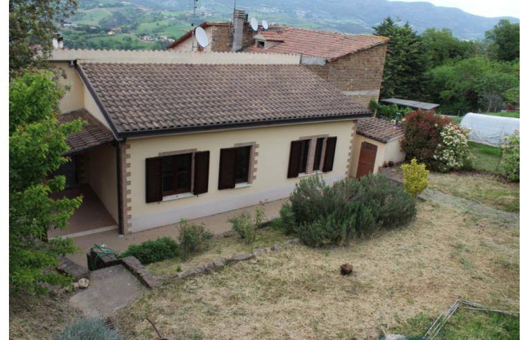 casa indipendente in vendita a Collazzone in zona Gaglietole
