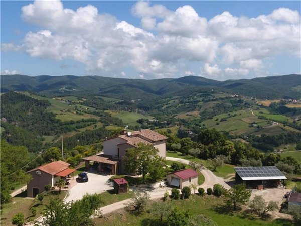 casa indipendente in vendita a Collazzone in zona Gaglietole
