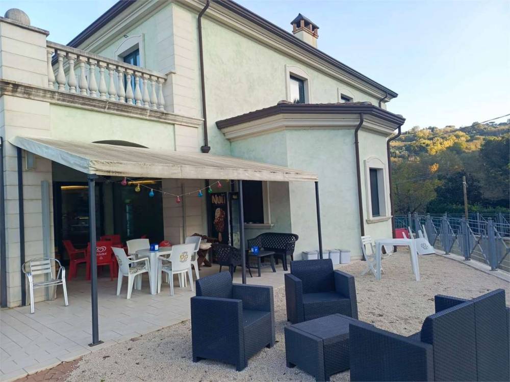 intera palazzina in vendita a Collazzone