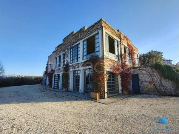 casa indipendente in vendita a Collazzone