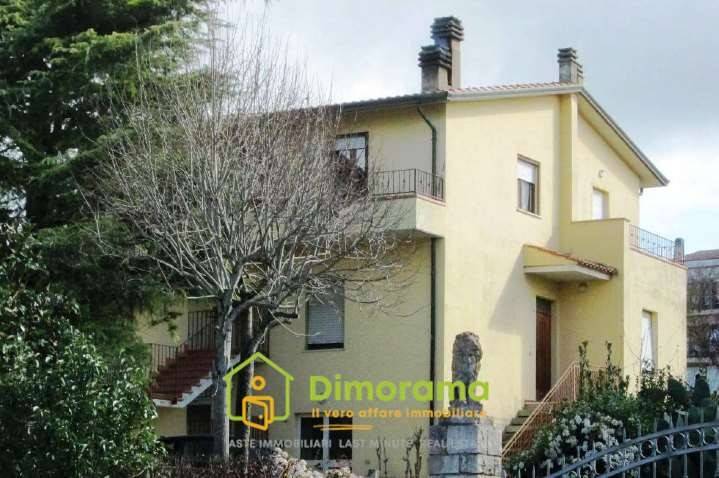 appartamento in vendita a Collazzone in zona Collepepe