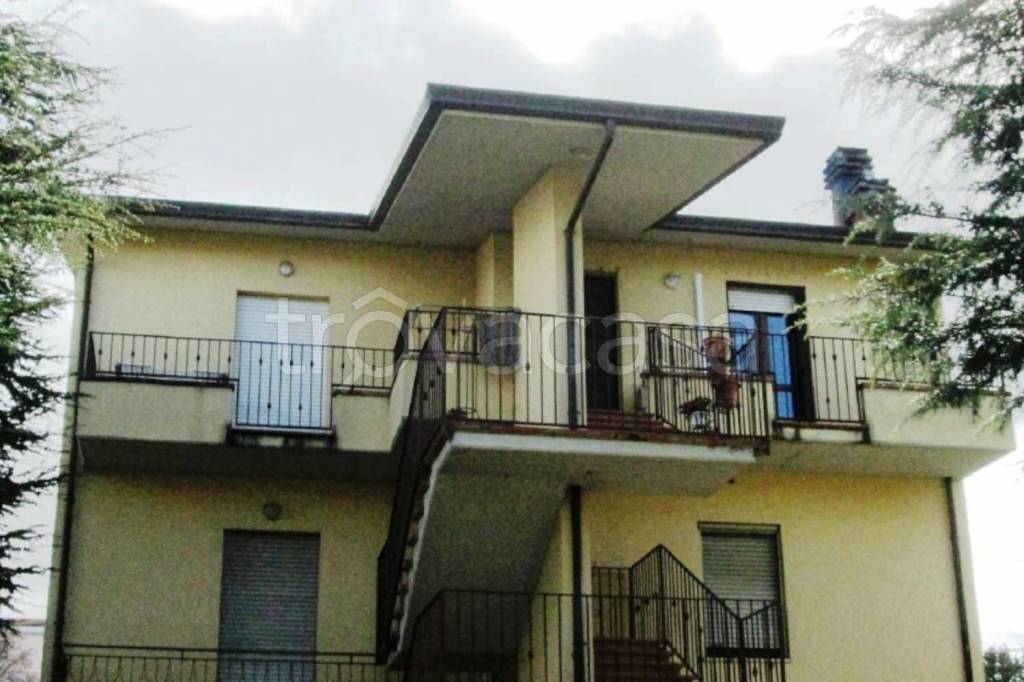 appartamento in vendita a Collazzone in zona Collepepe