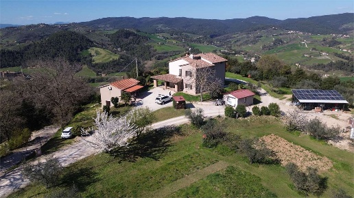 casa indipendente in vendita a Collazzone in zona Gaglietole