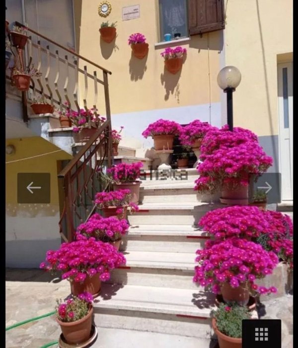 casa indipendente in vendita a Collazzone