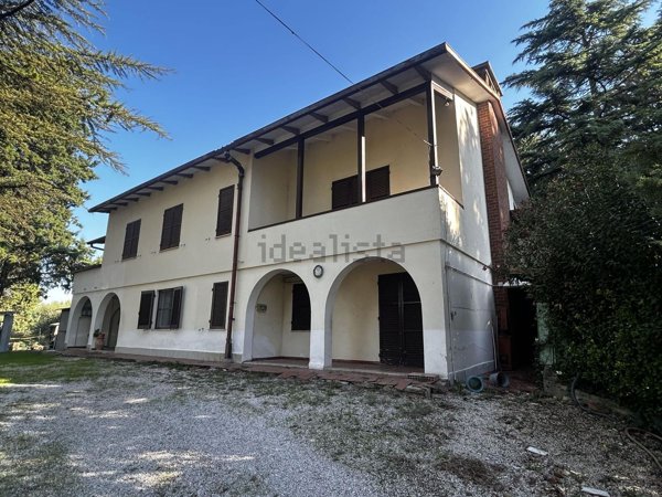 casa indipendente in vendita a Collazzone