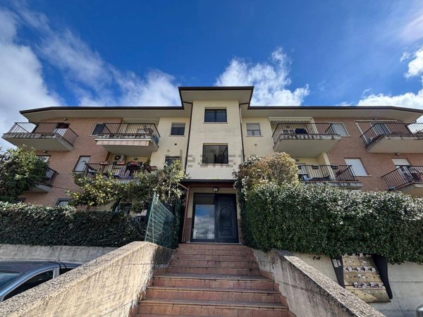 appartamento in vendita a Collazzone in zona Collepepe