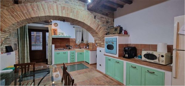 appartamento in vendita a Collazzone in zona Collepepe