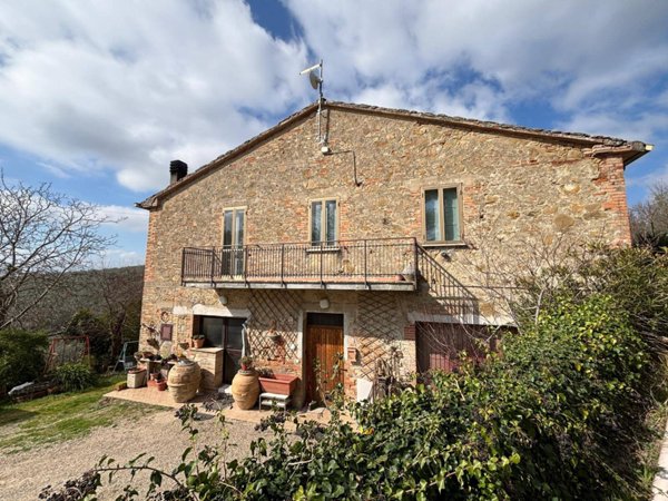 casa indipendente in vendita a Collazzone in zona Canalicchio