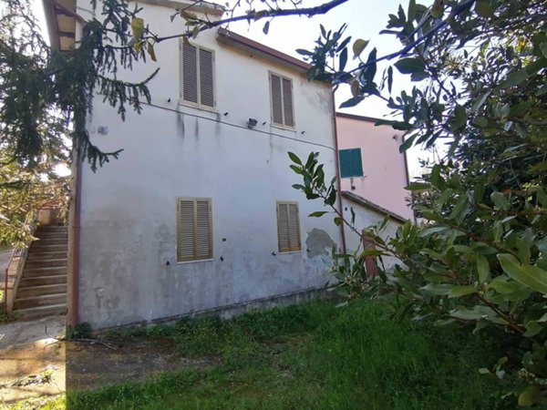 casa indipendente in vendita a Collazzone in zona Casalalta