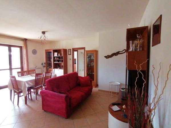 appartamento in vendita a Collazzone in zona Collepepe
