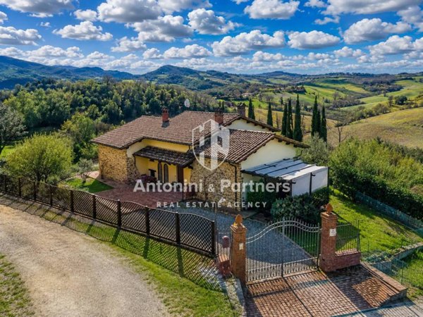 casa indipendente in vendita a Collazzone in zona Gaglietole