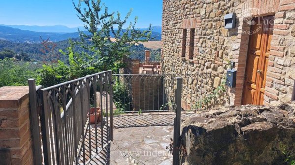 appartamento in vendita a Collazzone in zona Gaglietole
