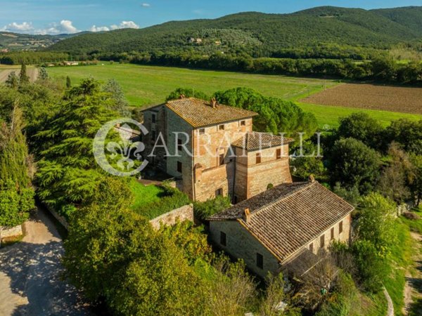 casa indipendente in vendita a Corciano